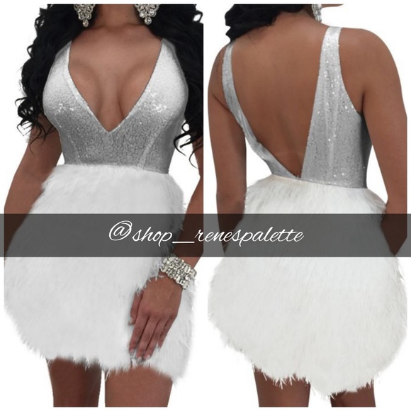 Silver dress w faux fur - Picture 1 of 2